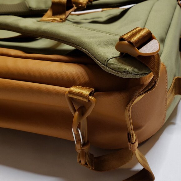 Eagle Creek Converge Weekend Bag Convertable Backpack - Picture 15 of 16